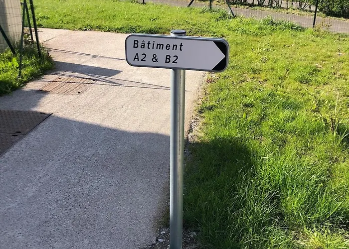 Les Appt Bord De Avec Balcon Camiers