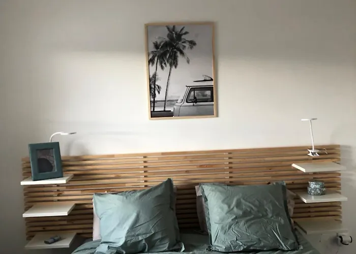 Lägenhet Les Appt Bord De Avec Balcon